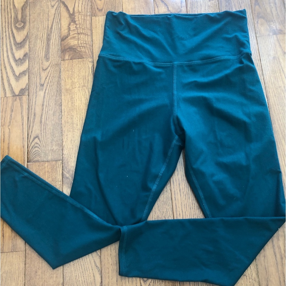 Evolution and Creation athletic green leggings